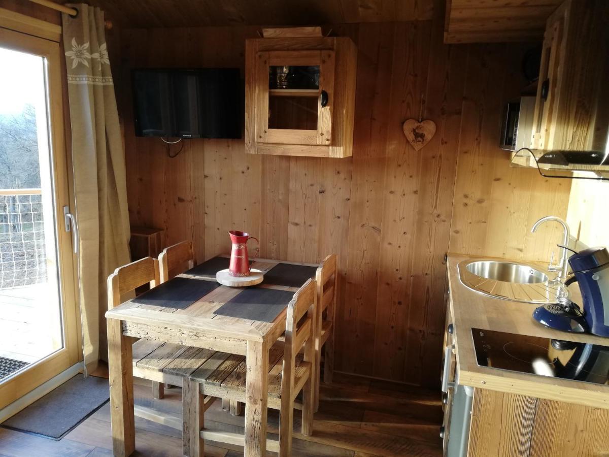 Ma Cabane Des Hautes-Alpes Saint-Julien-en-Champsaur المظهر الخارجي الصورة